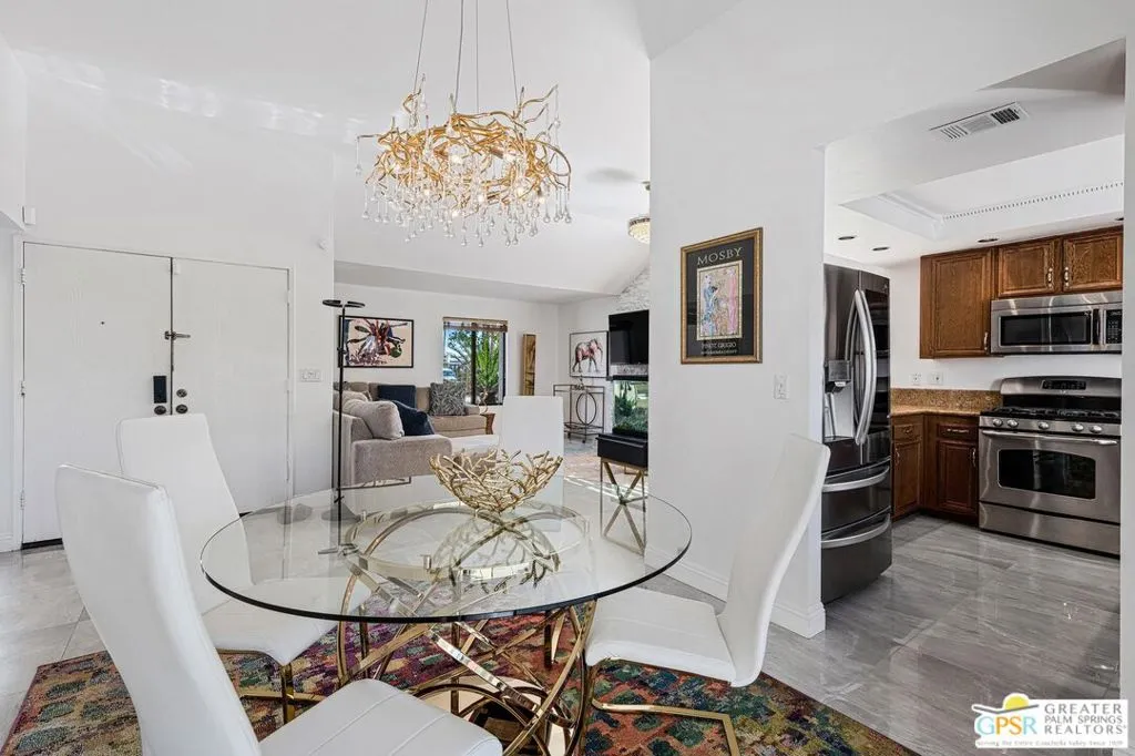 1613 Paseo De La Palma, Palm Springs, California 92264 home-pic-10